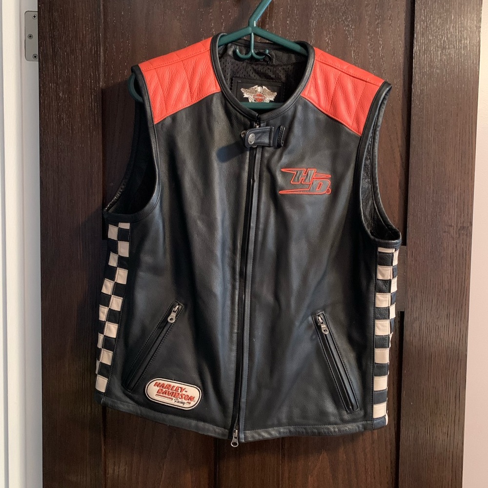Men’s Harley Davidson leather vest